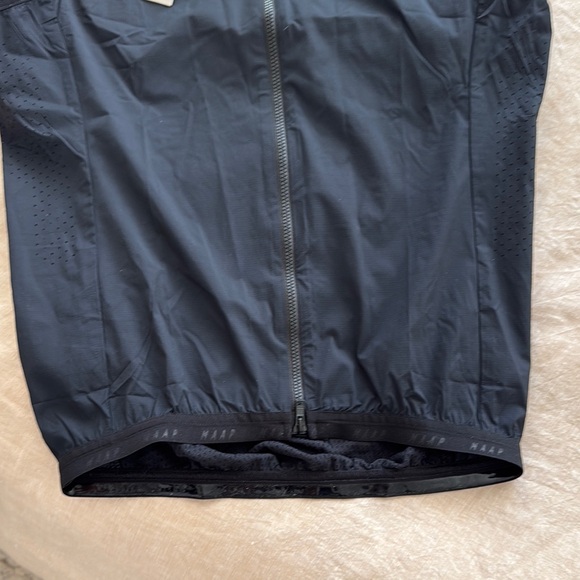 MAAP Black Sleeveless Cycling Vest - Picture 6 of 6